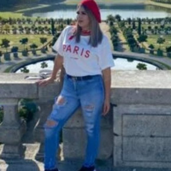 Embroidered PARIS Tee Casual contemporary minimalist - Picture 6 of 8